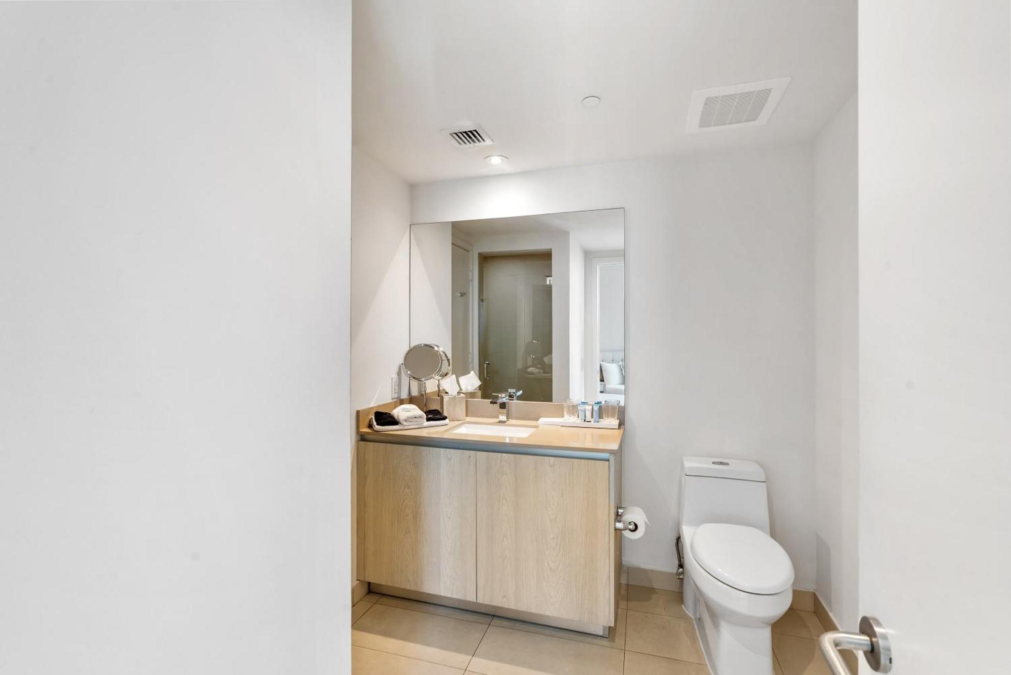 High Floor Corner 2 Bdr At Lyfe Resort Χόλιγουντ Εξωτερικό φωτογραφία