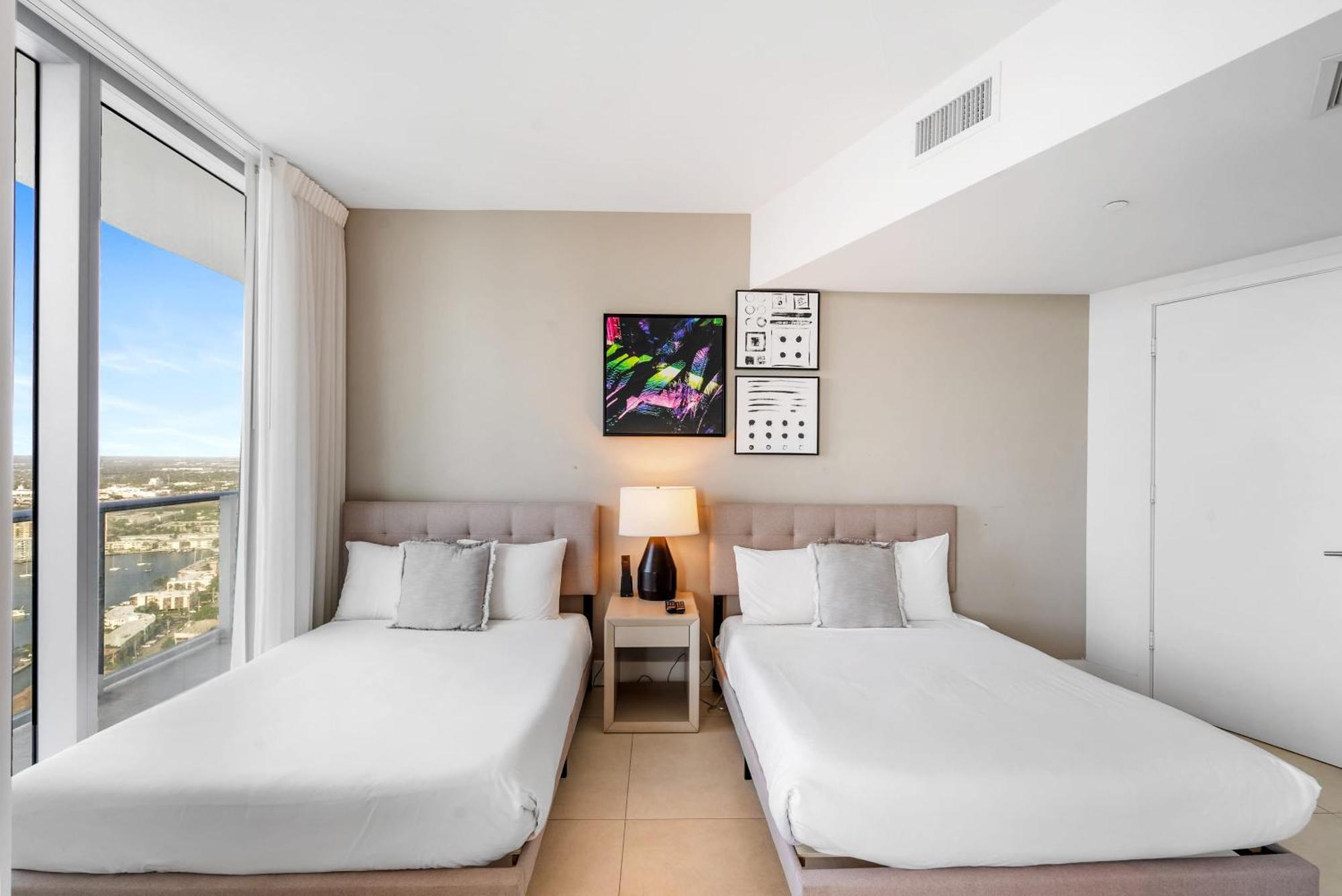 High Floor Corner 2 Bdr At Lyfe Resort Χόλιγουντ Εξωτερικό φωτογραφία