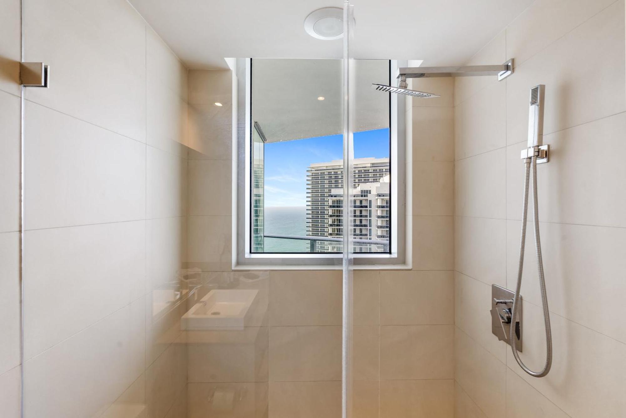 High Floor Corner 2 Bdr At Lyfe Resort Χόλιγουντ Εξωτερικό φωτογραφία