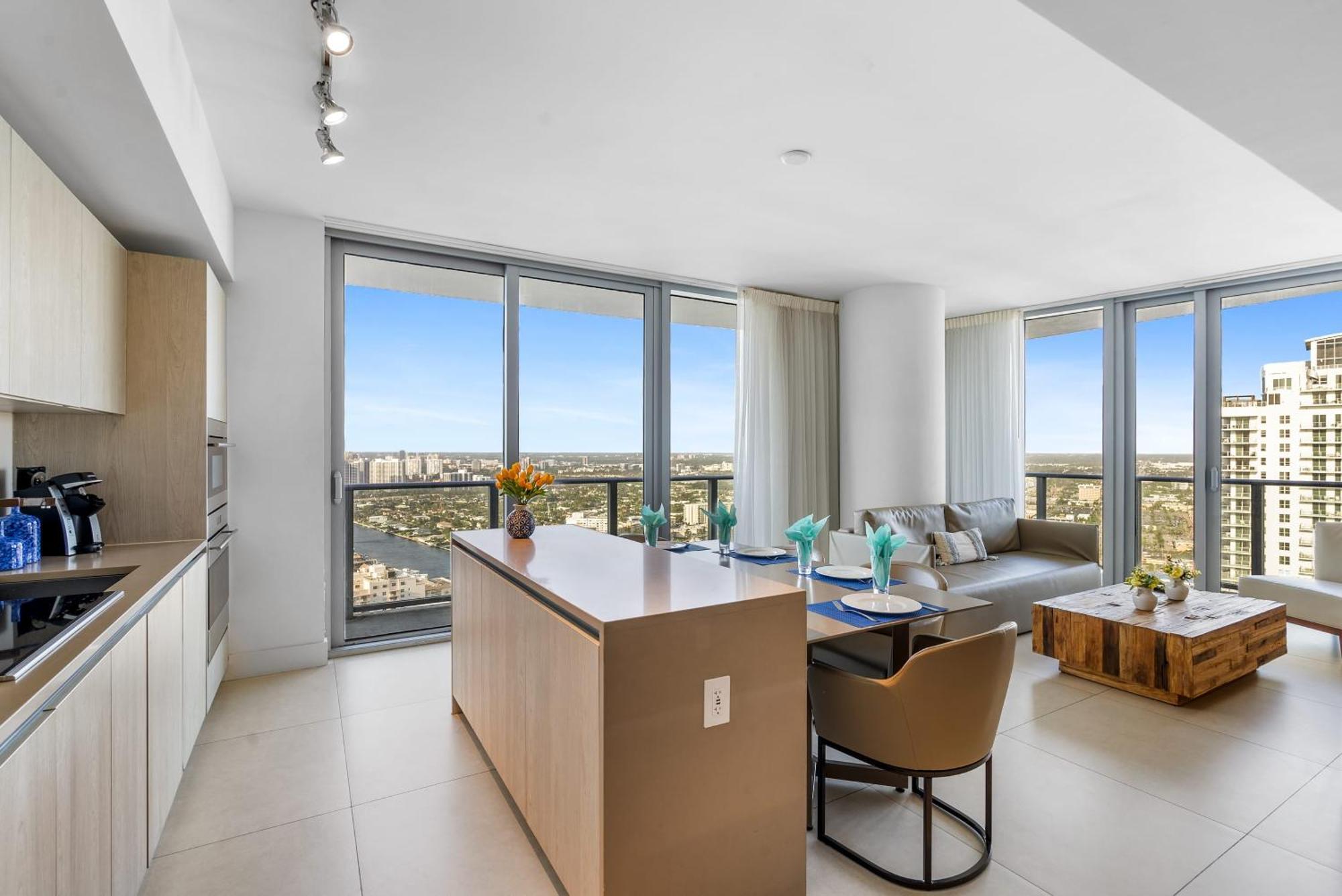 High Floor Corner 2 Bdr At Lyfe Resort Χόλιγουντ Εξωτερικό φωτογραφία